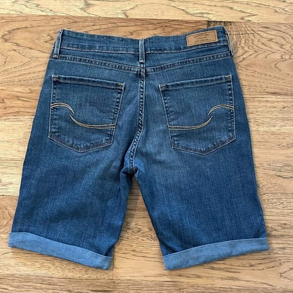 Signature By Levi's Modern Bermuda Stretch Mid Rise Shorts sz. 8/29 - Picture 1 of 8